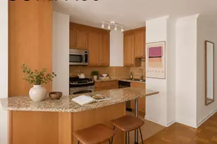 130 E 18th St, New York City, NY 10003 - Photo 4