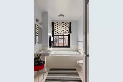 90 Franklin Street #12, New York City, NY 10013 - Photo 12