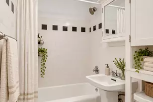 425 E 63rd St, New York City, NY 10065 - Photo 10