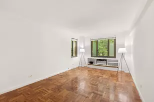 425 E 63rd St, New York City, NY 10065 - Photo 8