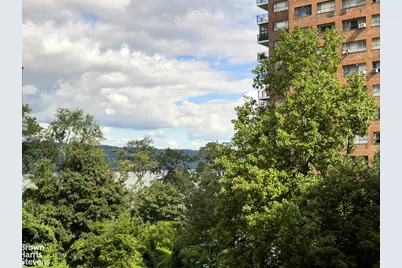 2621 Palisade Avenue #1G, New York City, NY 10463 - Photo 1