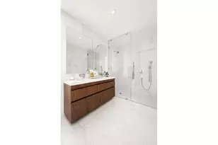 244 E 52nd St, New York City, NY 10022 - Photo 8