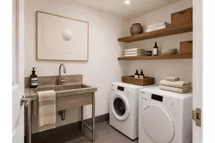 244 E 52nd St, New York City, NY 10022 - Photo 14