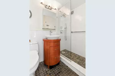 220 E 57th Street #14B, New York, NY 10022 - Photo 6