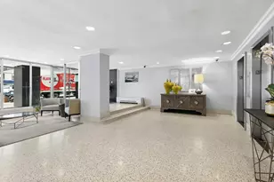 220 E 57th St, New York City, NY 10022 - Photo 8