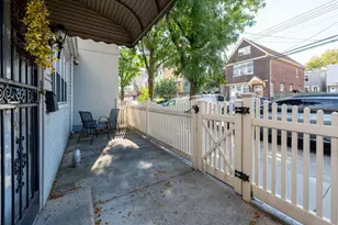 60-31 56th Dr, New York City, NY 11378 - Photo 58