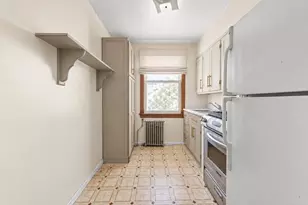 60-31 56th Dr, New York City, NY 11378 - Photo 22