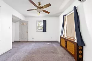 60-31 56th Dr, New York City, NY 11378 - Photo 30