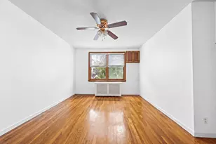 60-31 56th Dr, New York City, NY 11378 - Photo 38