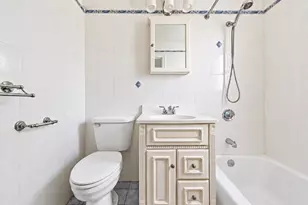 60-31 56th Dr, New York City, NY 11378 - Photo 48