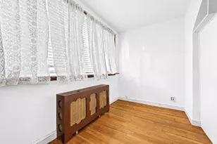 60-31 56th Dr, New York City, NY 11378 - Photo 26