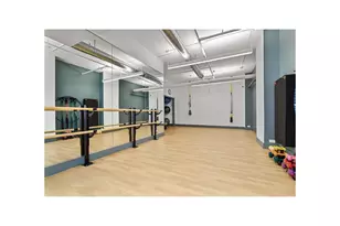 400 E 56th St, New York City, NY 10022 - Photo 16