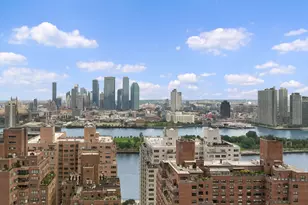 400 E 56th St, New York City, NY 10022 - Photo 1