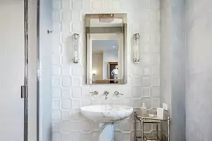 784 Park Ave, New York City, NY 10021 - Photo 14
