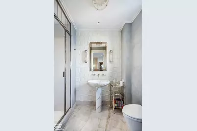 784 Park Avenue #18B, New York City, NY 10021 - Photo 14