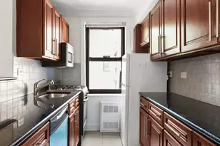 295 Bennett Ave, New York City, NY 10040 - Photo 2
