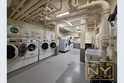 327 W 30th Street #2D, New York, NY 10001 - Photo 6