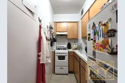 327 W 30th Street #2D, New York, NY 10001 - Photo 4