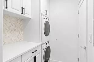 105 W 73rd St, New York, NY 10023 - Photo 6