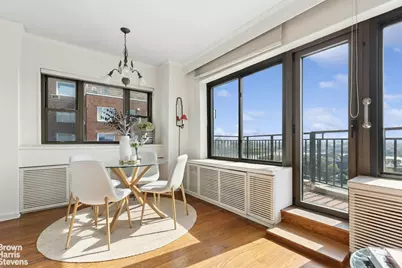 55 E End Avenue #16D, New York, NY 10028 - Photo 2
