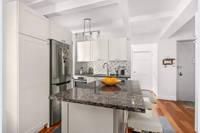 235 E 49th Street #8C, New York City, NY 10017 - Photo 4