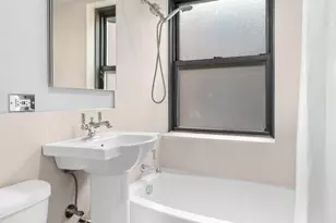 235 E 49th St, New York City, NY 10017 - Photo 12