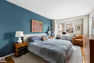 300 E 40th St, New York City, NY 10016 - Photo 4
