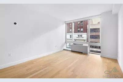60 W 23rd Street #910, New York City, NY 10010 - Photo 2
