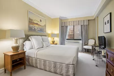350 E 72nd Street #3, New York, NY 10021 - Photo 10