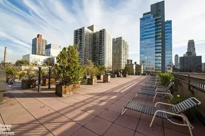 240 E 76th Street #6S, New York City, NY 10021 - Photo 6