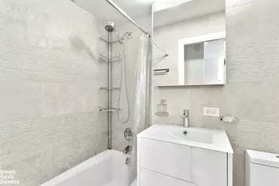 240 E 76th Street #6S, New York City, NY 10021 - Photo 4