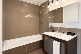 125 N 10th St, New York City, NY 11249 - Photo 8
