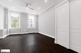 124 President St, New York City, NY 11231 - Photo 2