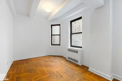 330 E 79th Street #8D, New York City, NY 10075 - Photo 16