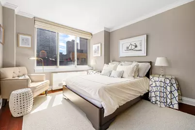 350 E 82nd Street #6R, New York City, NY 10028 - Photo 8