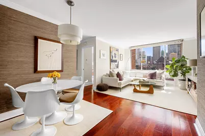 350 E 82nd Street #6R, New York City, NY 10028 - Photo 1