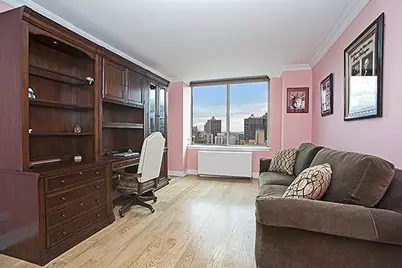 236 E 47th Street #38-A, New York, NY 10017 - Photo 12