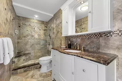 236 E 47th Street #38-A, New York, NY 10017 - Photo 6