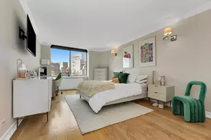 236 E 47th St, New York City, NY 10017 - Photo 6