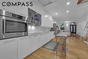 111 E 19th St, New York, NY 10003 - Photo 6