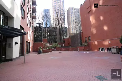 250 E 40th Street #4A, New York, NY 10016 - Photo 8