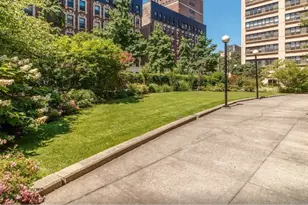220 Manhattan Ave, New York City, NY 10026 - Photo 12