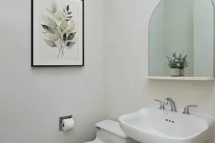 200 E 32nd St, New York City, NY 10016 - Photo 16
