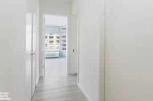 200 E 32nd St, New York City, NY 10016 - Photo 14