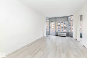 200 E 32nd St, New York City, NY 10016 - Photo 2