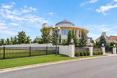 150 Nicolosi Drive, New York, NY 10312 - Photo 4