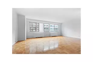 155 E 34th St, New York City, NY 10016 - Photo 2