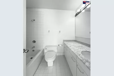 301 W 57th Street #4-DD, New York, NY 10019 - Photo 8