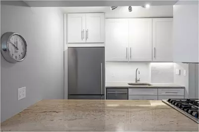 201 E 36th Street #8B, New York City, NY 10016 - Photo 4