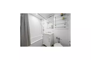 201 E 36th St, New York City, NY 10016 - Photo 6